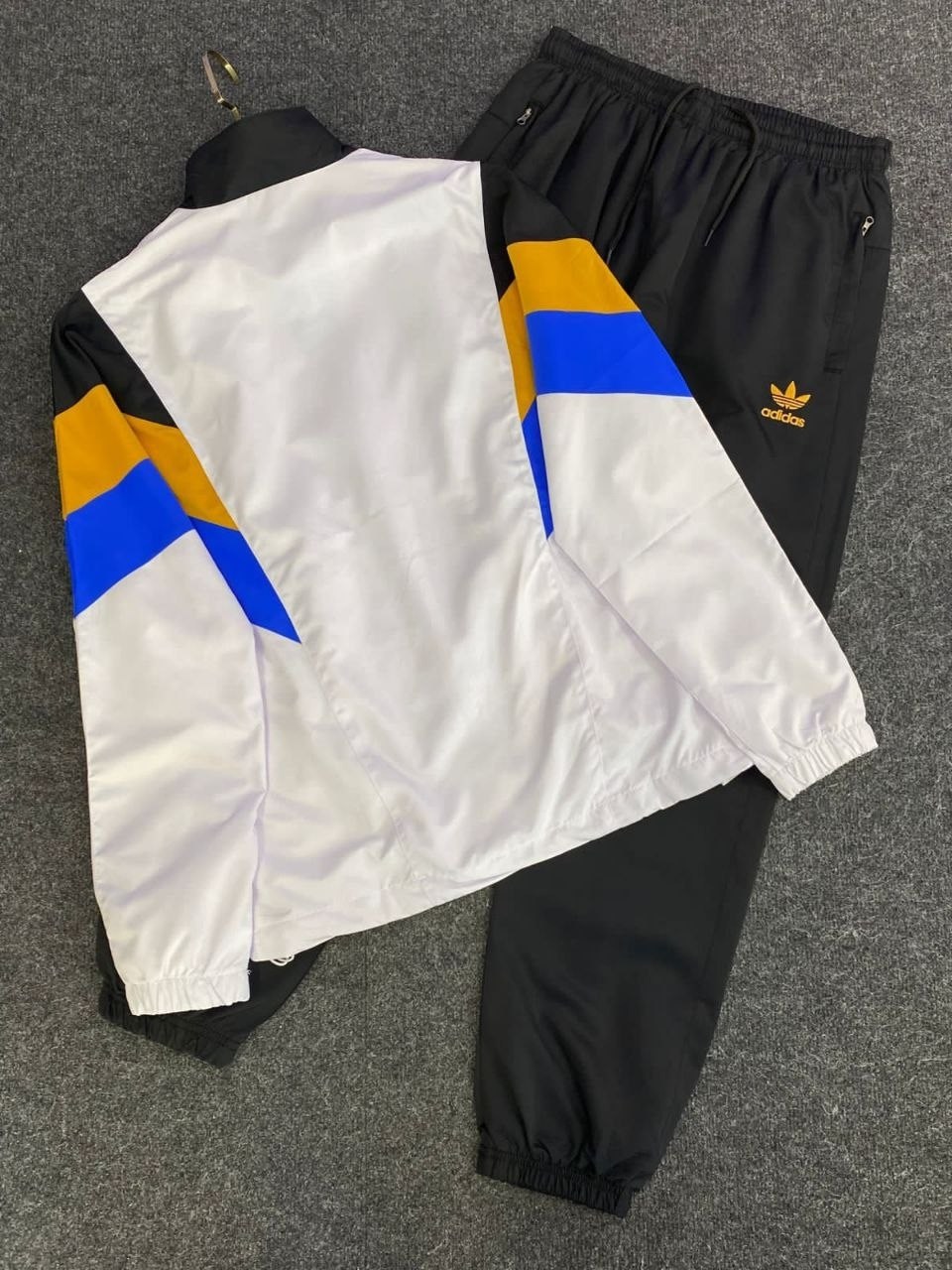 adidas originals adidas sportive track jacket,спортивный костюм adidas 90х,костюм adidas 90-х,спортивный костюм adidas,адидас 90 ветровки