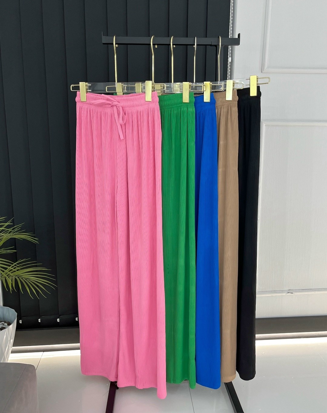 брюки лапша женская,брюки палаццо зеленые,широкие брюки,штаны лапша,женские брюки