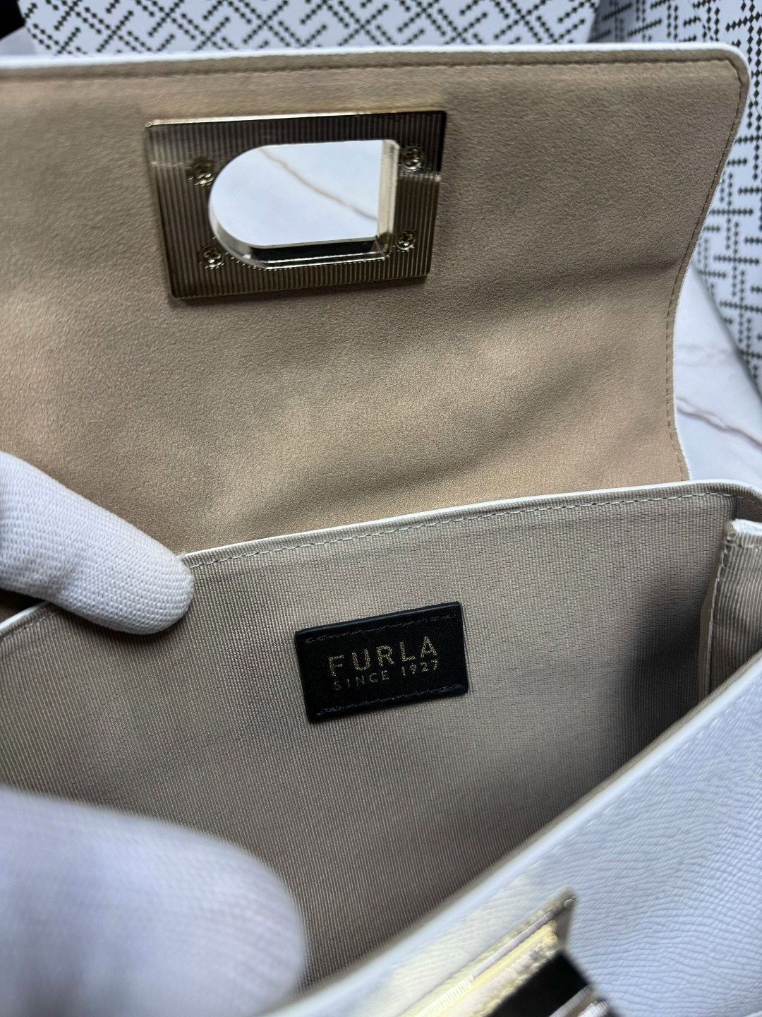 женская сумка furla,сумка furla,сумки фурла,сумки фурла новая коллекция 2026,сумка