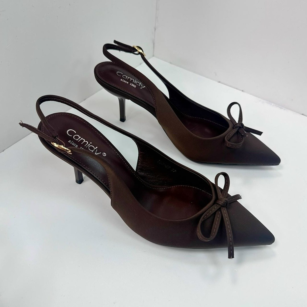 ,туфли лакированные,туфли miu miu,женские туфли лодочки,черные туфли