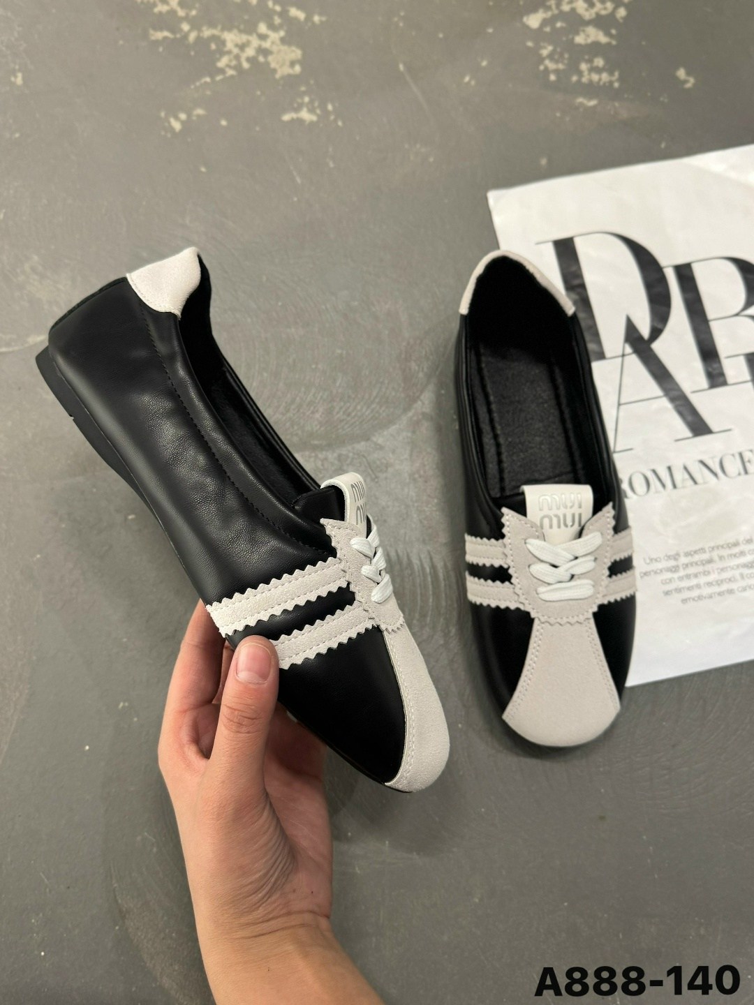 ,женская ,туфли на плоской подошве,спортивная ,модная