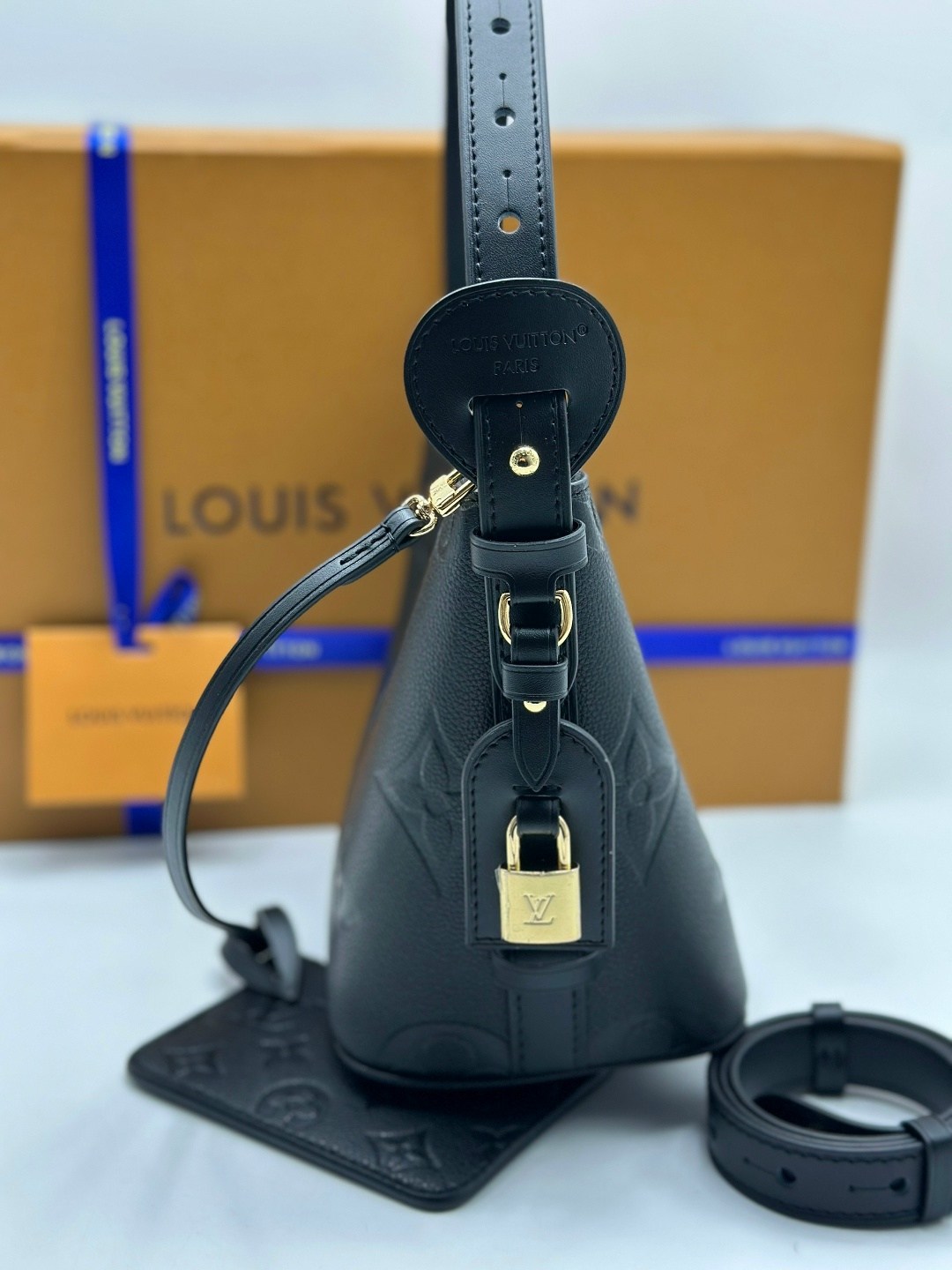 сумка женская louis vuitton,louis vuitton сумка на плечо,cумка louis vuitton,сумка луи виттон серая маленькая,сумочка луи виттон