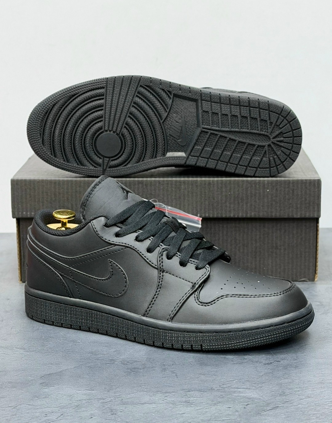air jordan 1 low triple black,jordan 1 low triple black,nike air jordan 1 low black,nike air jordan 1 low,кроссовки air jordan 1 low triple black