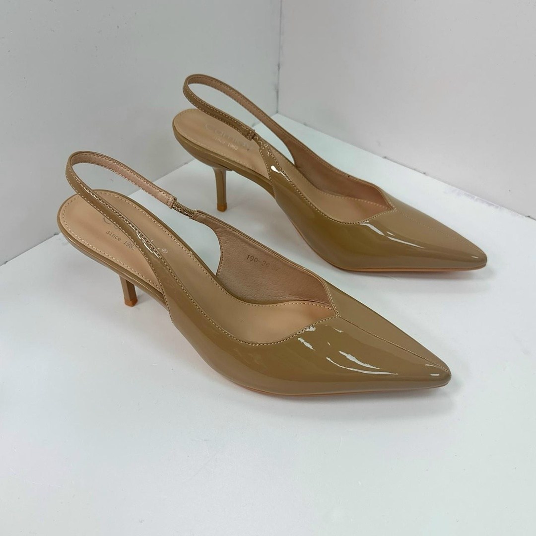 ,туфли лакированные,туфли miu miu,женские туфли лодочки,черные туфли