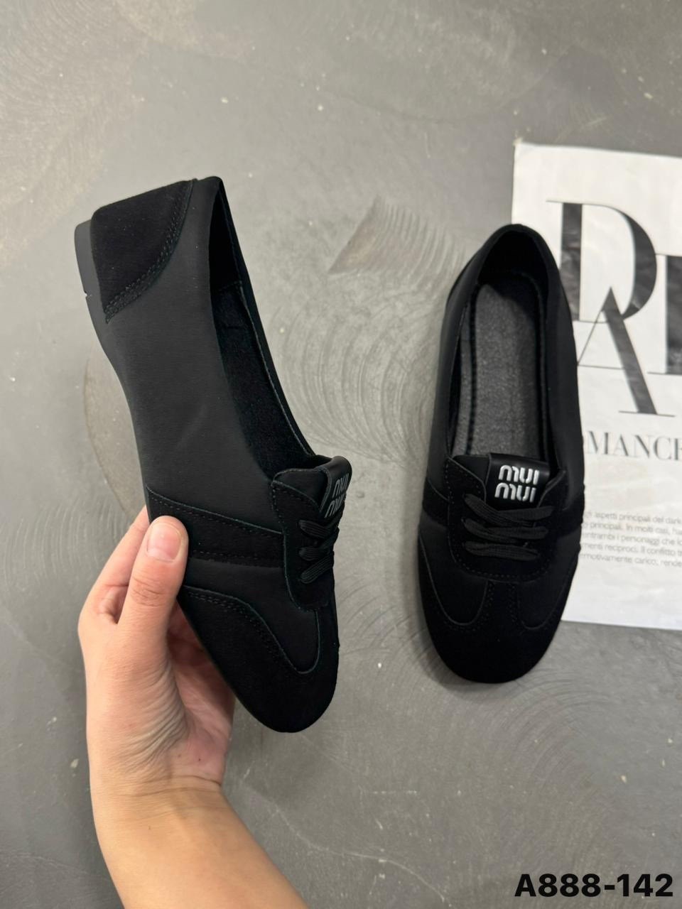 ,женская ,туфли на плоской подошве,спортивная ,модная