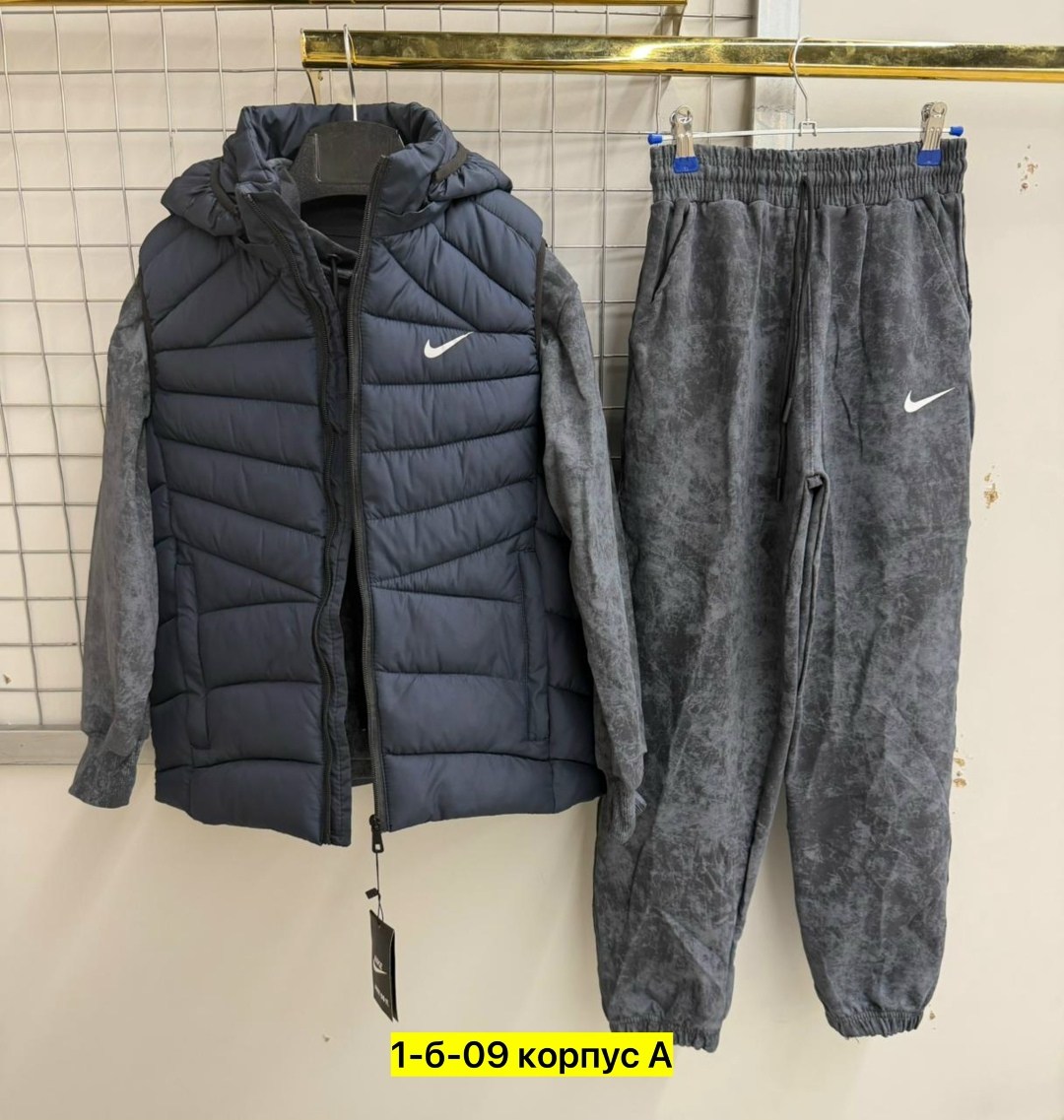 спортивный костюм nike мужской,спортивные костюмы мужские,спортивный костюм nike тройка,спортивный костюм nike,спортивный костюм тройка с жилеткой