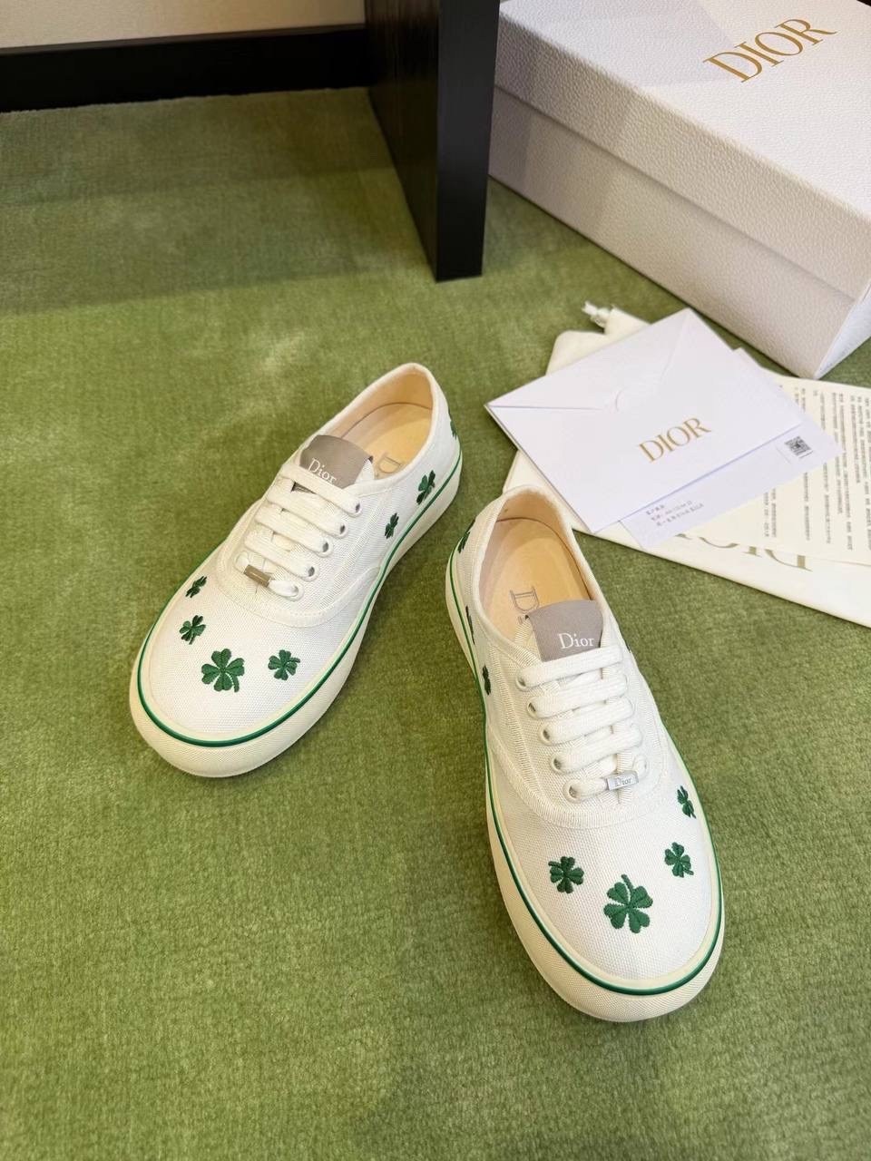 ,кеды dior,кроссовки женские gucci,женские кроссовки,спортивная