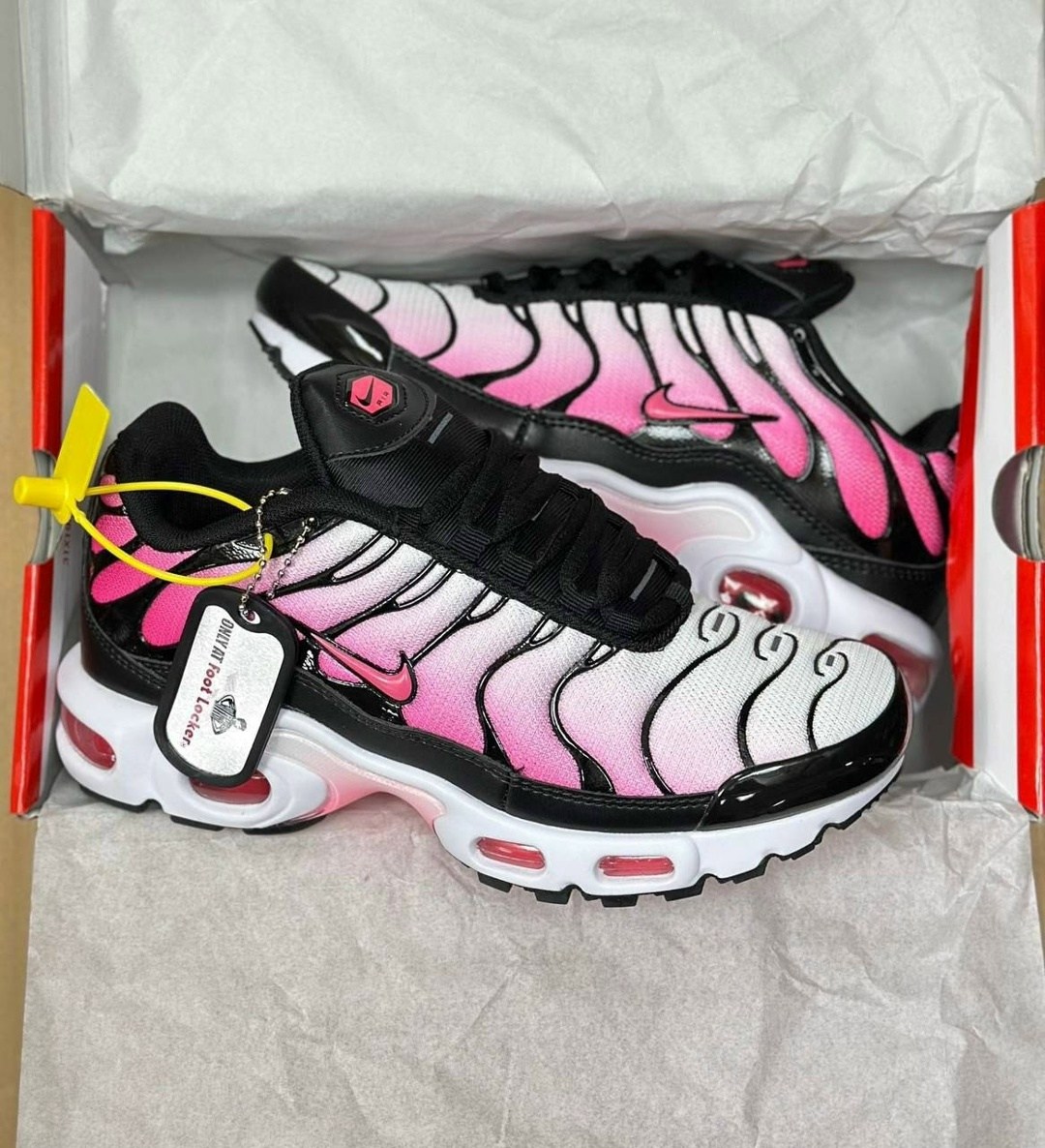 кроссовки nike air max tn plus,кроссовки nike air max tn plus ultra белые с серым,nike air max plus tn,кроссовки мужские nike air max tn plus,кроссовки nike air max plus