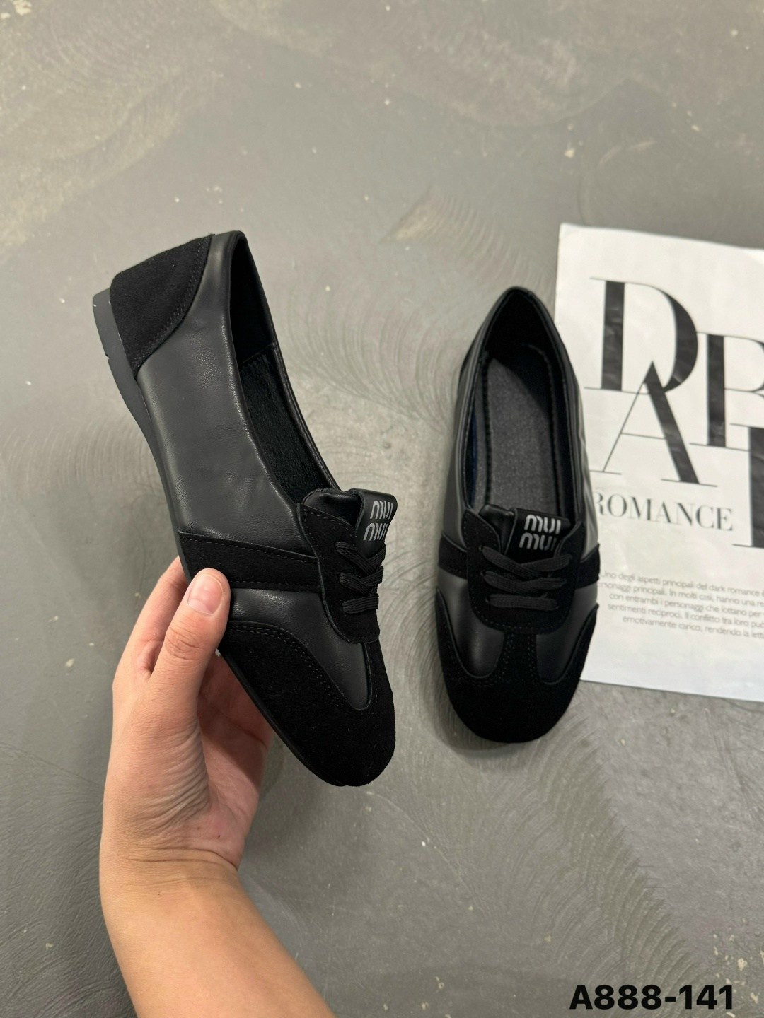 ,женская ,туфли на плоской подошве,спортивная ,модная