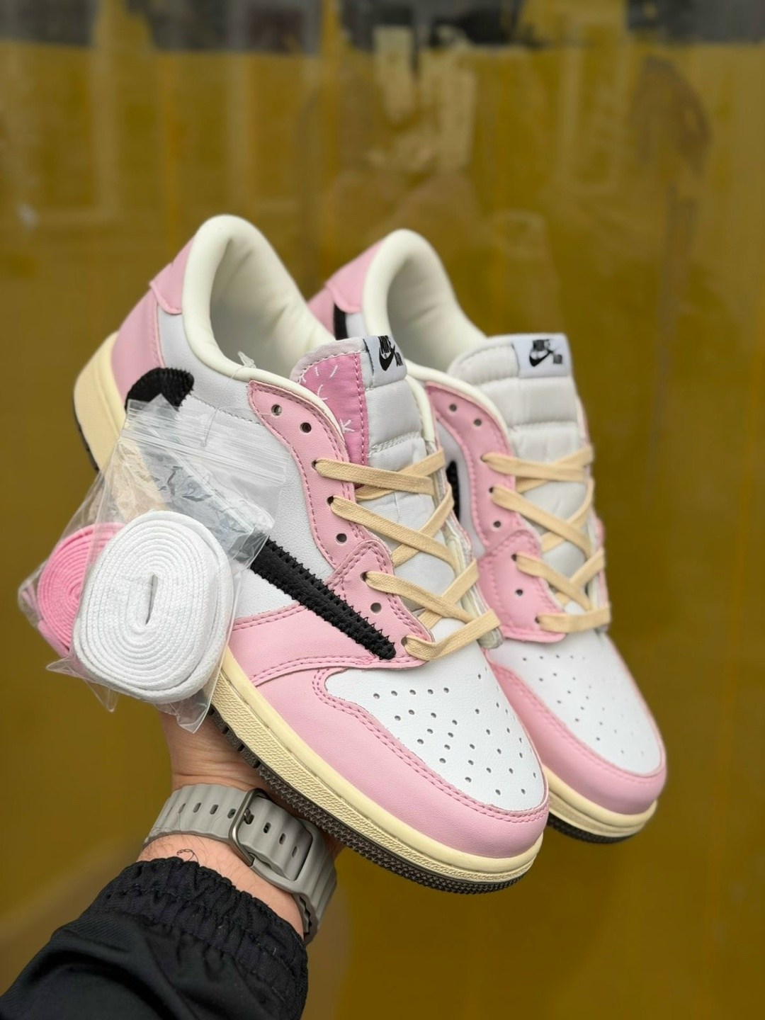 кроссовки,кроссовки nike,кроссовки nike travis scott x air jordan 1 low,nike air jordan 1 low travis scott,кроссовки найк