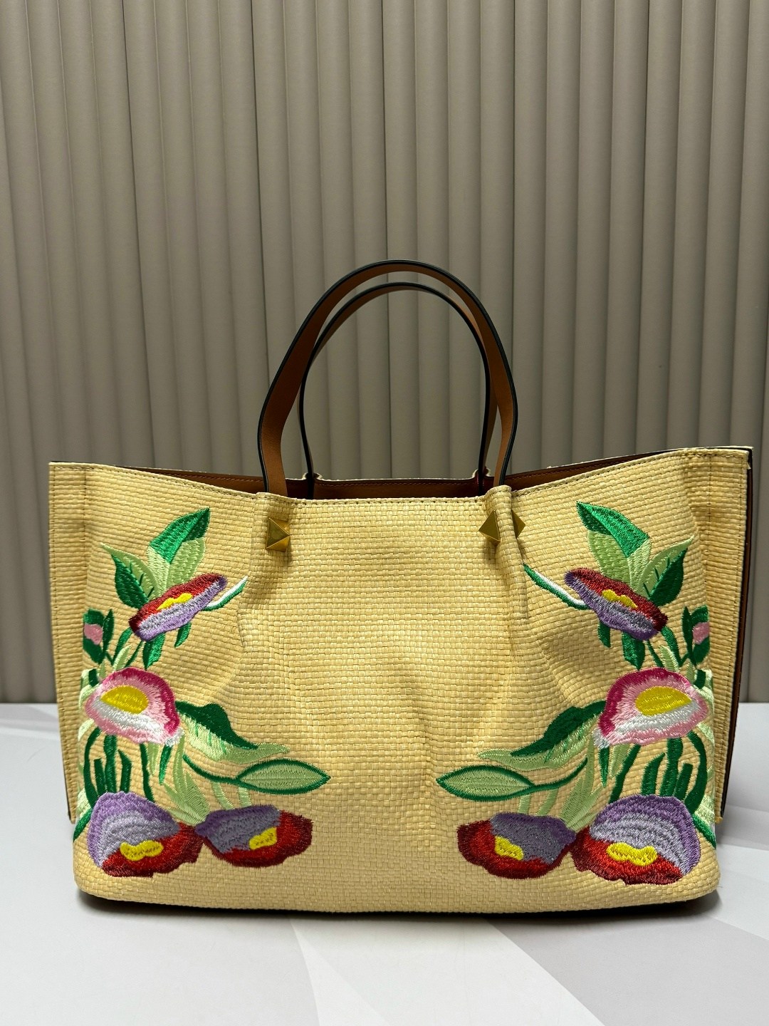 сумка,valentino сумка,valentino сумка тоут,сумки женская,сумки модные