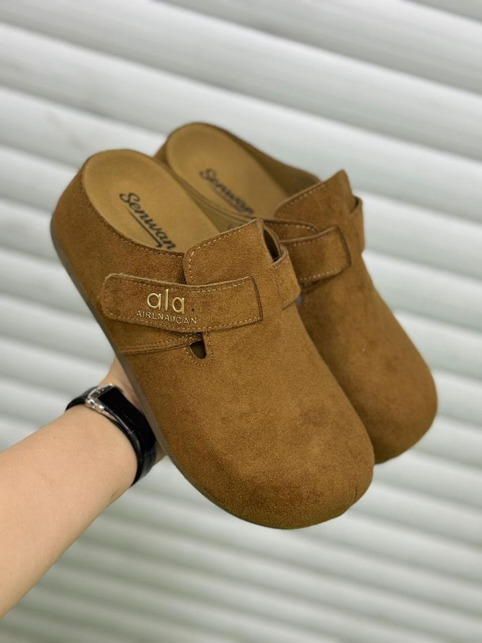 ,мюли женские,женская ,модные шлепанцы,шлепанцы женские