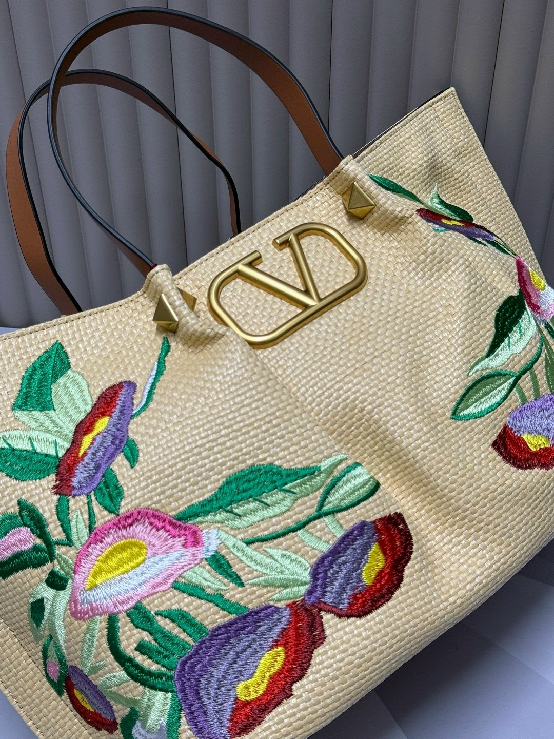 сумка,valentino сумка,valentino сумка тоут,сумки женская,сумки модные