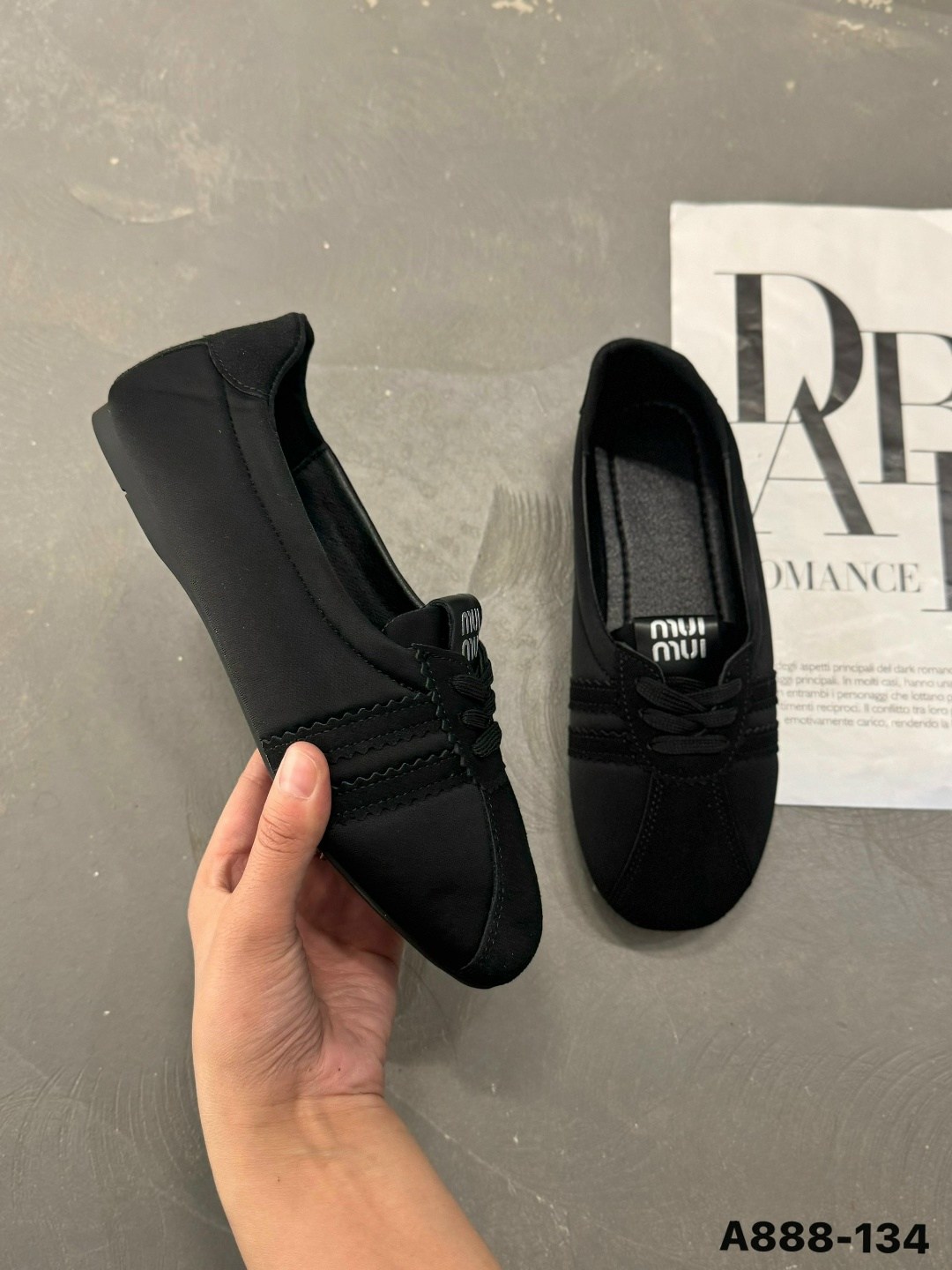 ,женская ,туфли на плоской подошве,спортивная ,модная