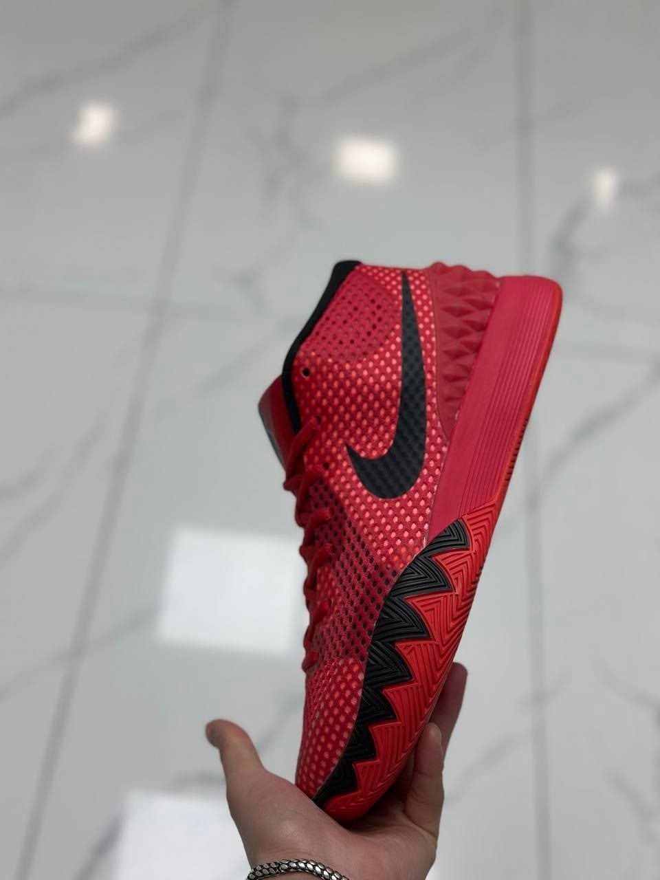 баскетбольные кроссовки,баскетбольные кроссовки nike kyrie,kyrie 1,кроссовки nike kyrie 1,мужские баскетбольные кроссовки nike kyrie 1