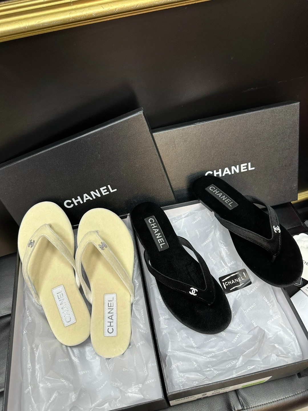 шлепанцы chanel,chanel шлепанцы женские,шлепки шанель,тапочки chanel,