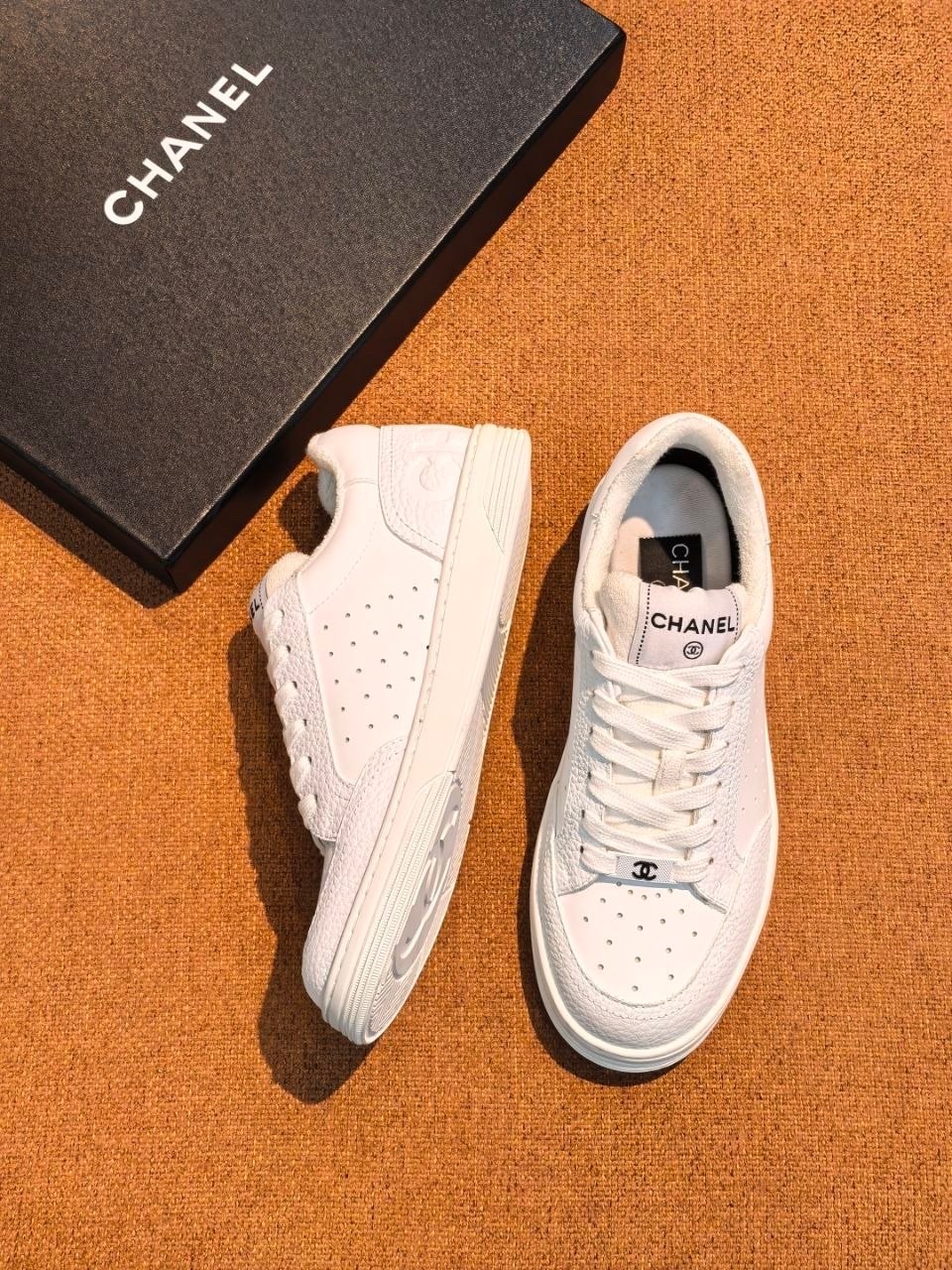 кроссовки,кроссовки женские chanel,женские кожаные кроссовки,кроссовки chanel,кожаные кроссовки