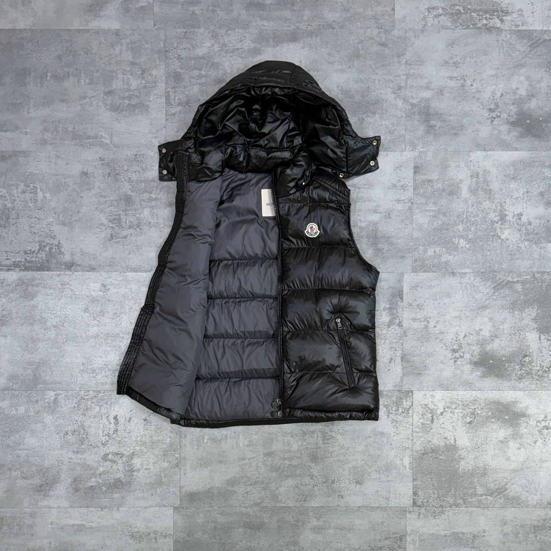 жилетка монклер мужская,жилетка монклер,жилетка moncler,жилет moncler,жилетка мужская moncler maya