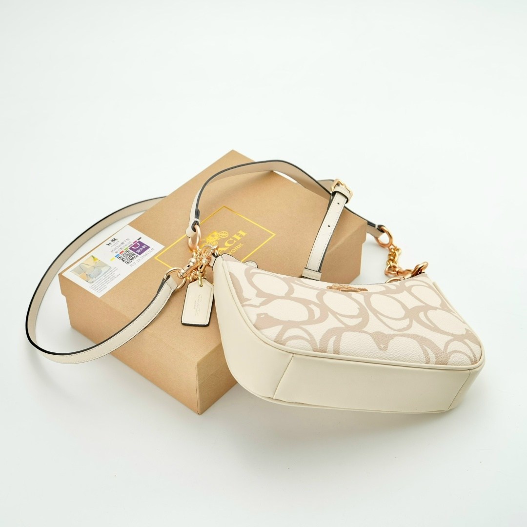coach сумка женская,coach сумка,coach сумка на плечо,coach handbag,сумка coach signature