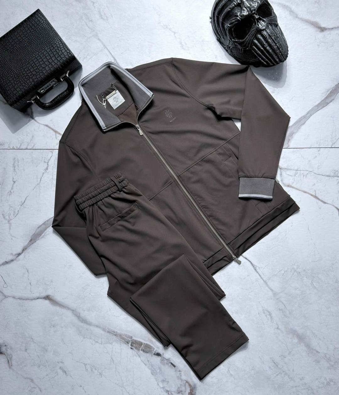 спортивный костюм brunello cucinelli,мужские спортивные костюмы,спортивный костюм,мужской костюм