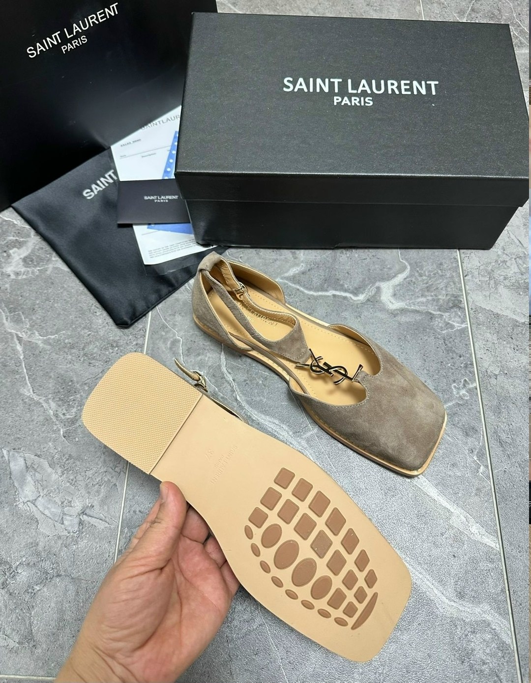 ,saint laurent туфли,туфли yves saint laurent,замшевые босоножки,босоножки yves saint laurent