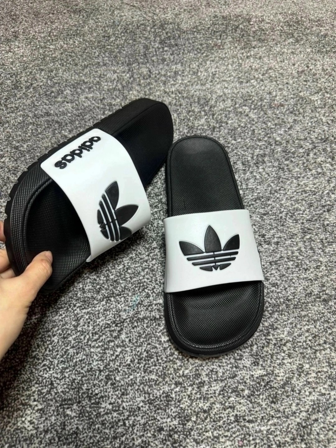 шлепанцы adidas,сланцы adidas,мужские шлепанцы,,шлепки адидас