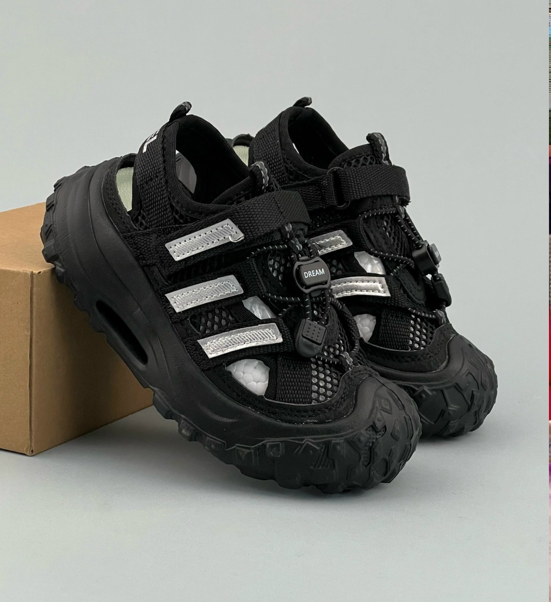 balenciaga defender кроссовки,кроссовки balenciaga,кроссовки,кроссовки track balenciaga,balenciaga кроссовки track clear sole