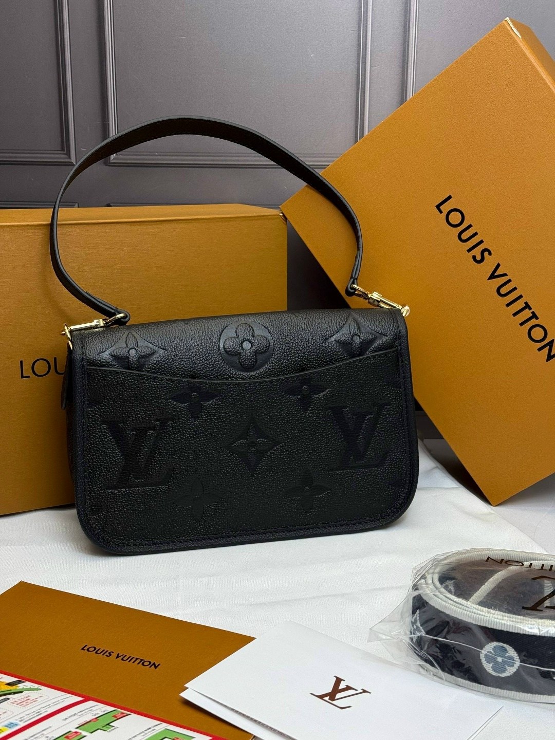 louis vuitton сумка на плечо,сумка louis vuitton,женская сумка louis vuitton,сумка багет луи виттон,сумка
