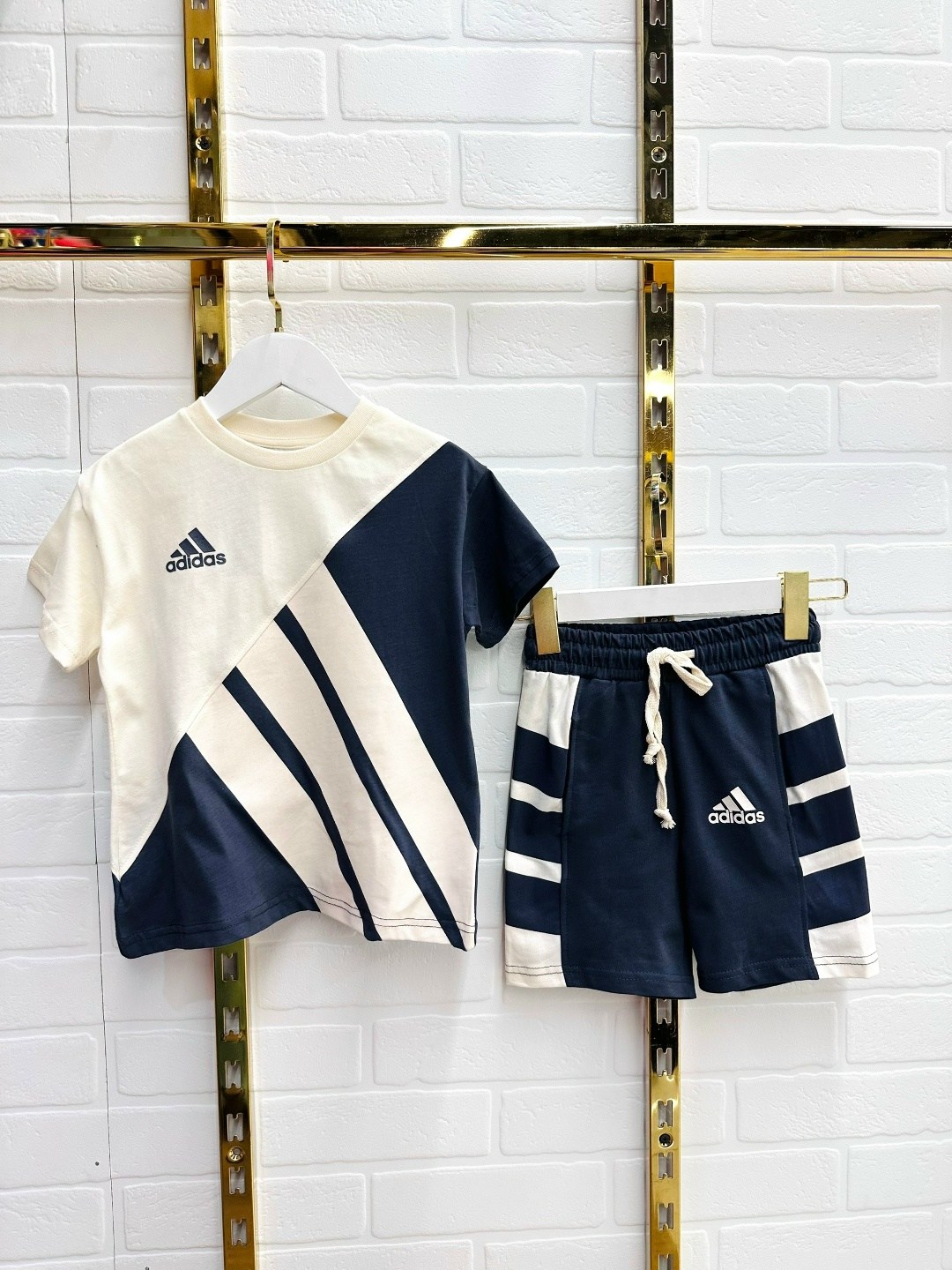 ребенок,мальчик,adidas original,мальчики маленькие,близняшки мальчики