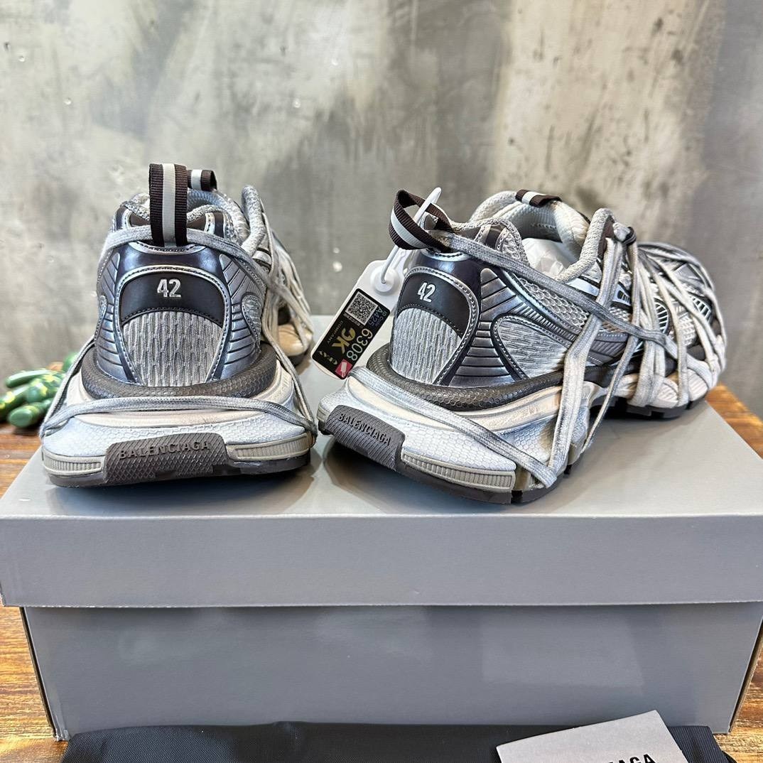 balenciaga кроссовки женские,кроссовки balenciaga,кроссовки balenciaga 3 xl,кроссовки balenciaga balenciaga кроссовки,кроссовки баленсиага