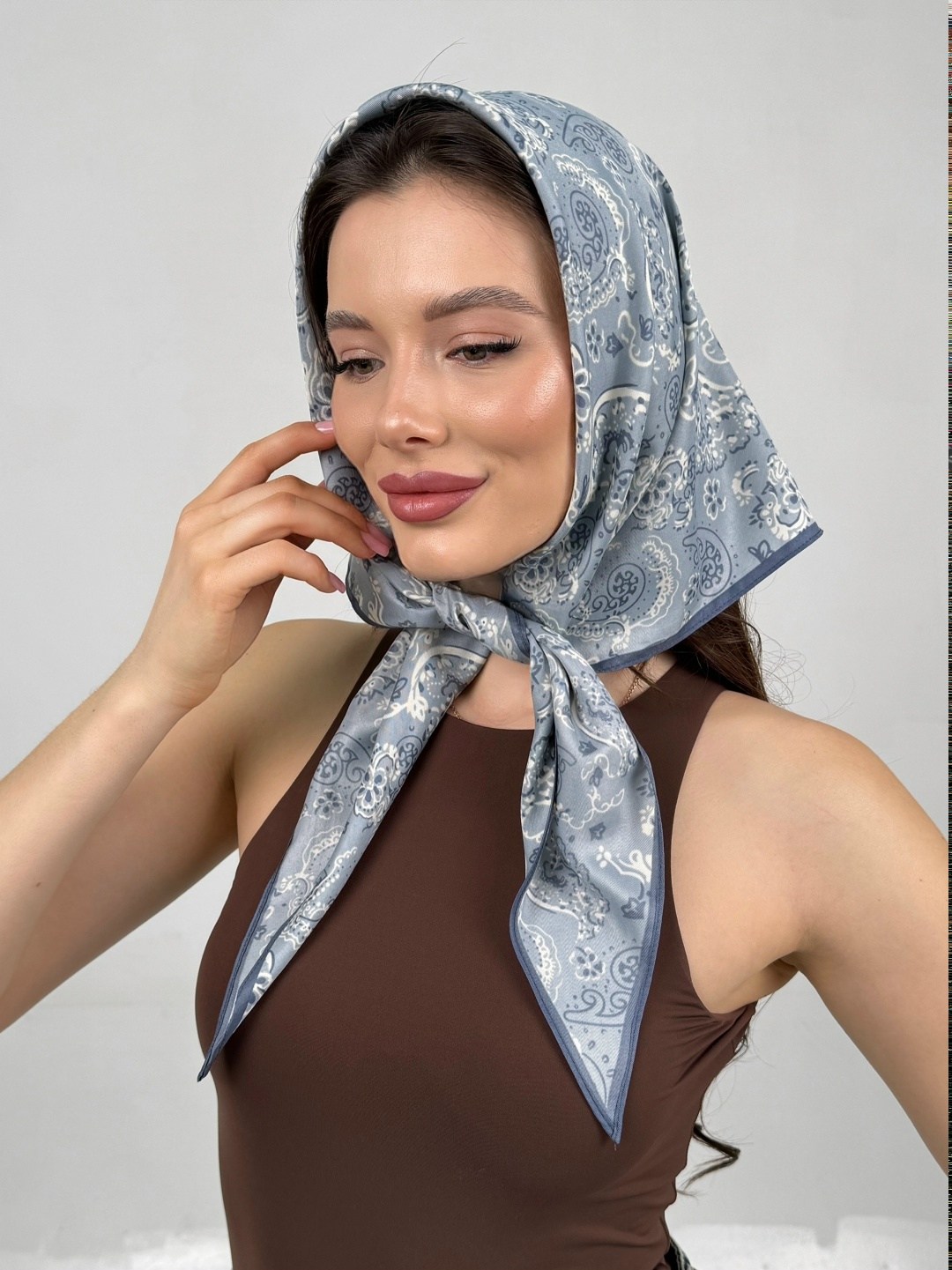 шелковый женский платок,шелковые платки,женские платки,шарфы платки,платок женский шелковый на голову
