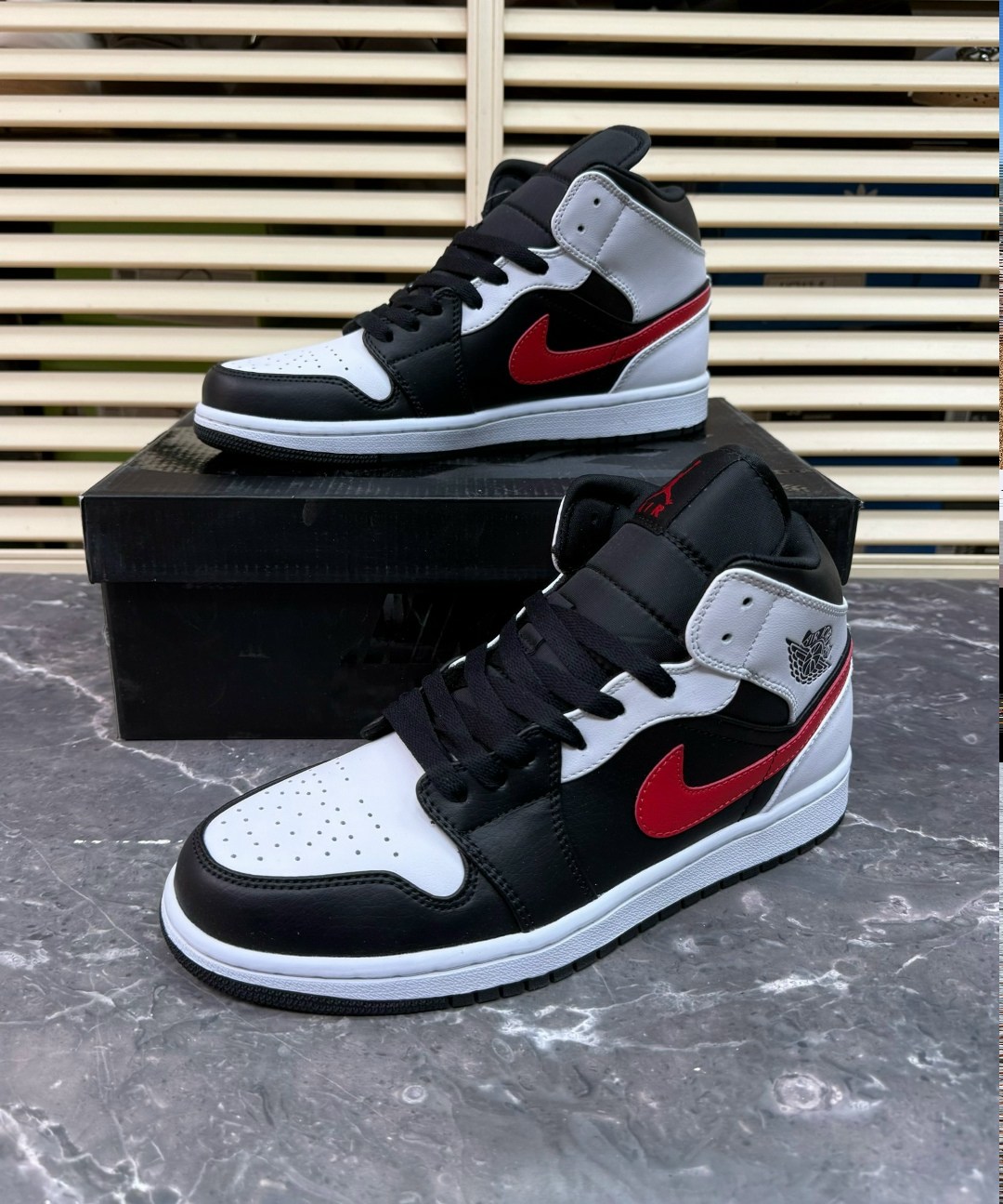 кроссовки nike air jordan 1 mid,nike air jordan 1 mid,кроссовки nike air jordan 1,nike air jordan 1,nike air jordan 1 mid se