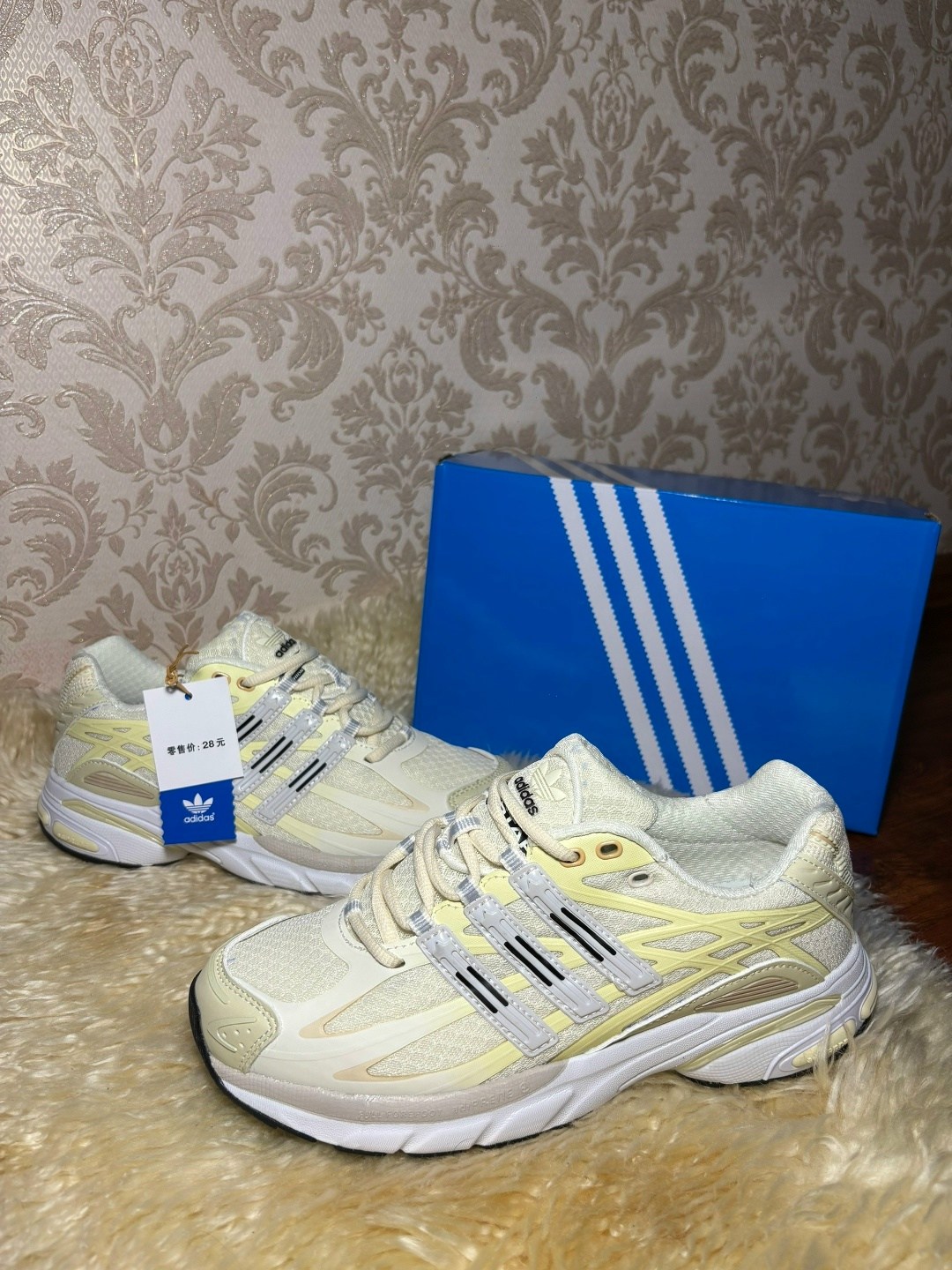 кроссовки adidas,кроссовки adidas response cl,кроссовки adidas response,кроссовки adidas original,adidas кроссовки женские