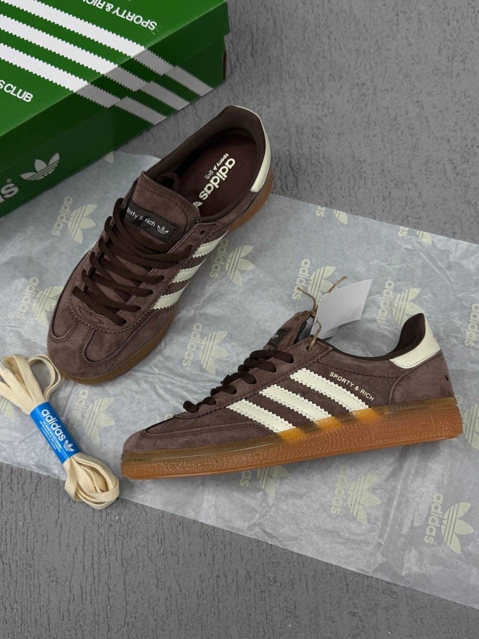 кроссовки летние adidas sporty and rich adidas цвет коричневый,кроссовки adidas spezial,кроссовки adidas handball spezial,adidas sporty & rich,кроссовки adidas samba deco spezial коричневый