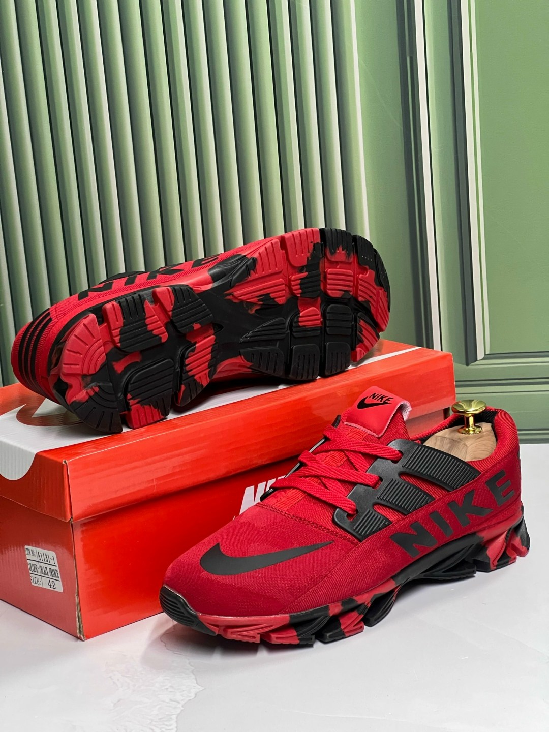 кроссовки,кроссовки nike,кроссовки мужские nike air max plus,красные кроссовки,кроссовки найк шокс