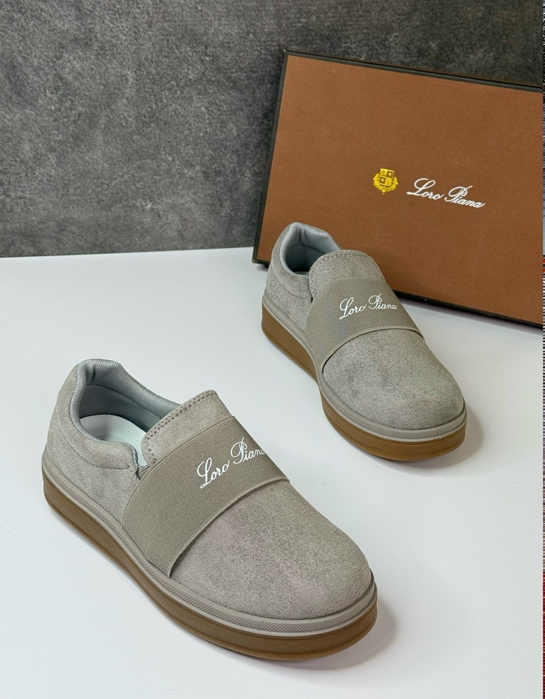 ,замшевые лоферы loro piana,лоферы loro piana,мужские лоферы loro piana,лоферы из натуральной замши loro piana