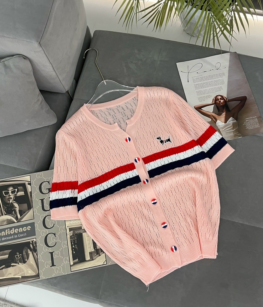 кардиган gucci,кардиган стильный,белый кардиган гуччи,вязаный кардиган,белый кардиган
