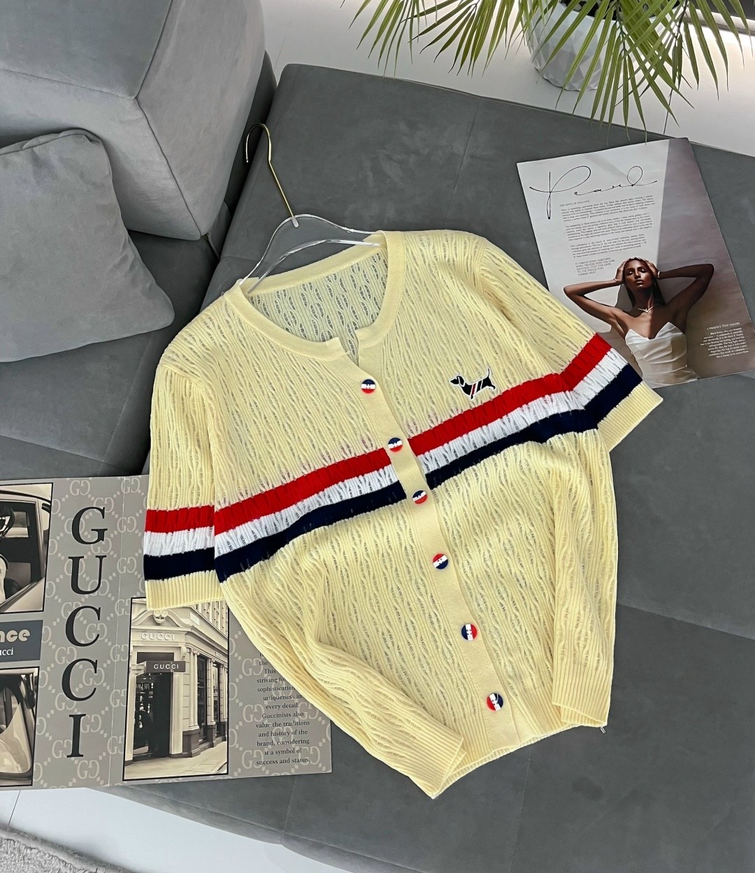 кардиган gucci,кардиган стильный,белый кардиган гуччи,вязаный кардиган,белый кардиган