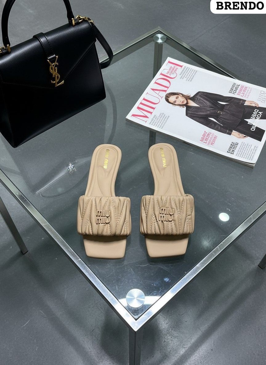 ,шлепанцы женские,шлепанцы miu miu,босоножки миу миу,тапочки модные