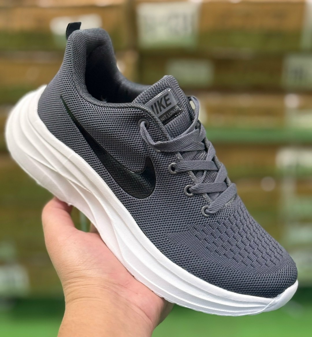кроссовки nike,кроссовки мужские nike,кроссовки найк мужские,спортивная ,кроссовки мужские женские