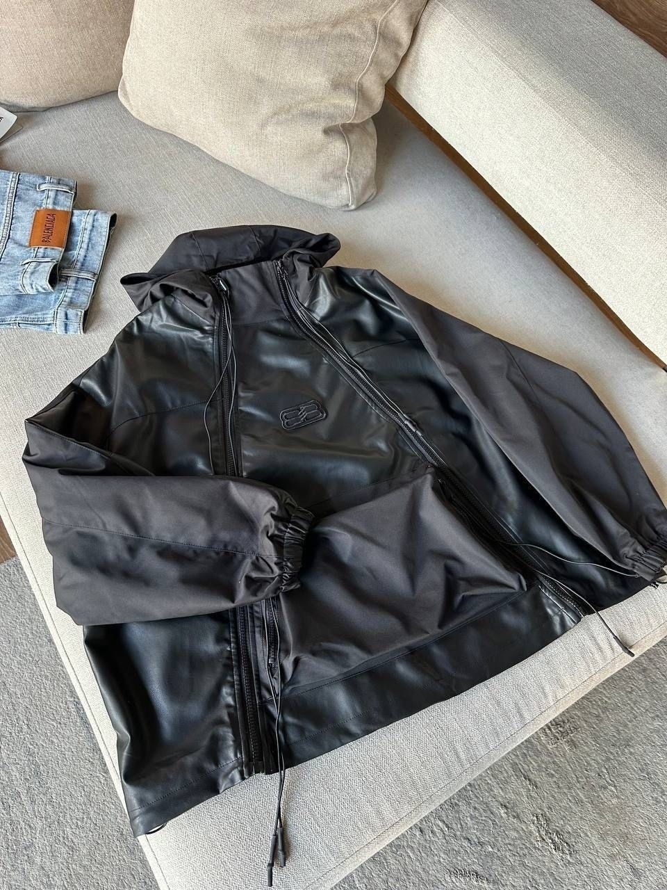 легкая куртка,куртка стильная,ветровка balenciaga,модная куртка,кожаная куртка
