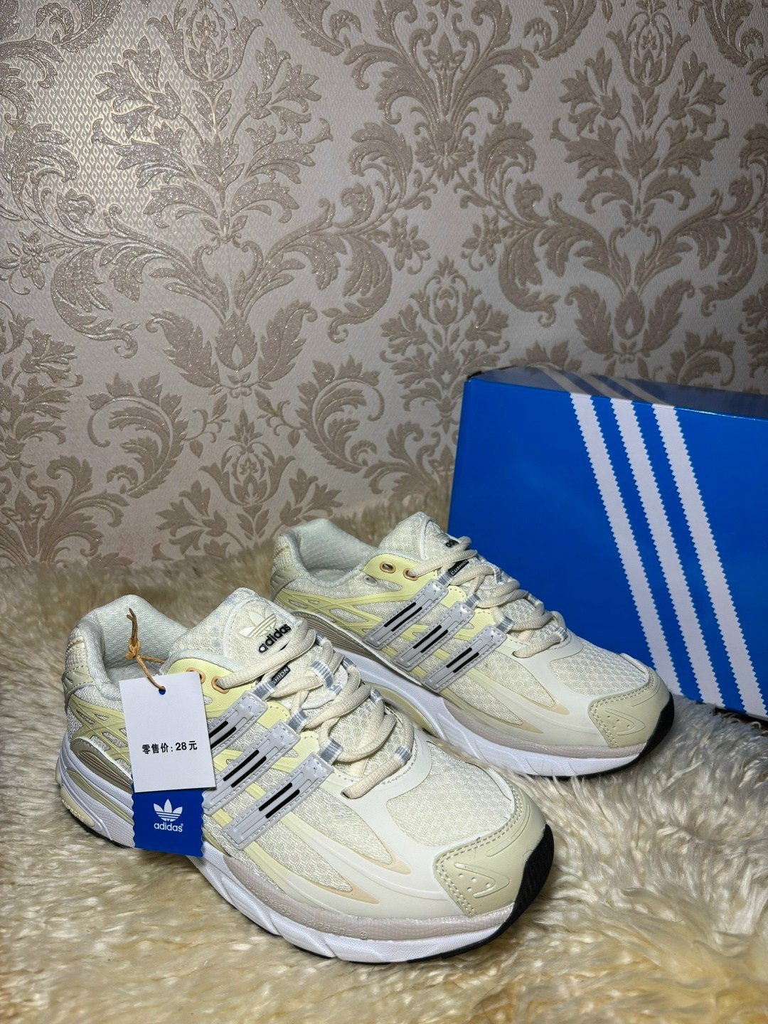 кроссовки adidas,кроссовки adidas response cl,кроссовки adidas response,кроссовки adidas original,adidas кроссовки женские