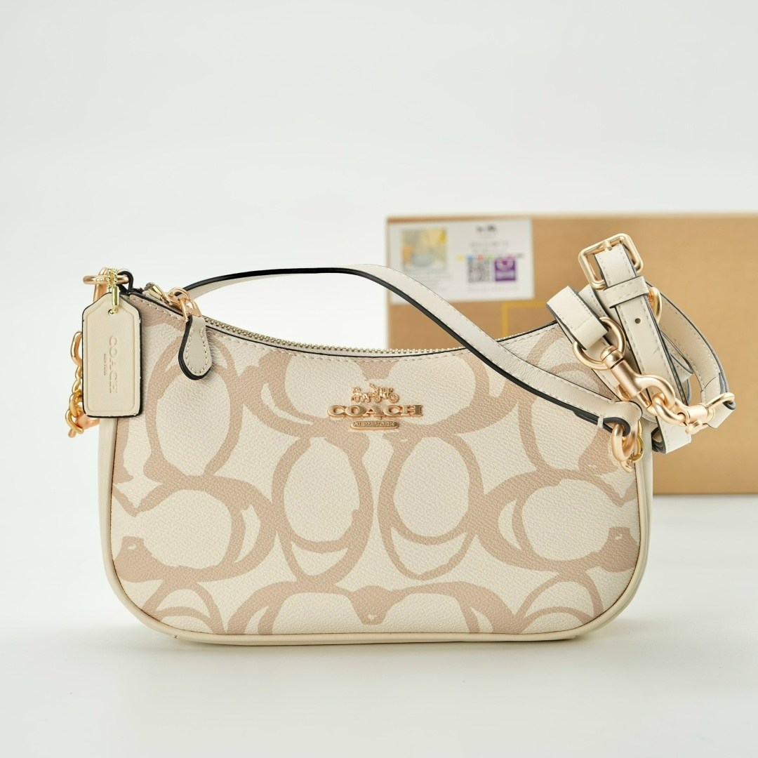 coach сумка женская,coach сумка,coach сумка на плечо,coach handbag,сумка coach signature