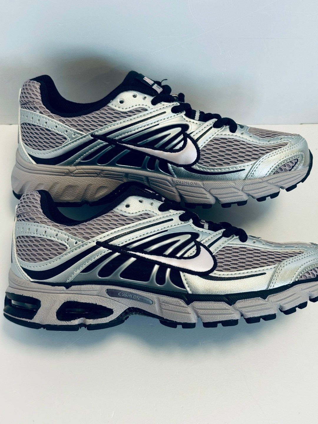 кроссовки nike air max moto 2k,nike низкие массивные кроссовки air max moto 2k женские розовые,кроссовки nike,кроссовки nike air max,кроссовки унисекс nike air max moto 2k серебристого и сиреневого цв