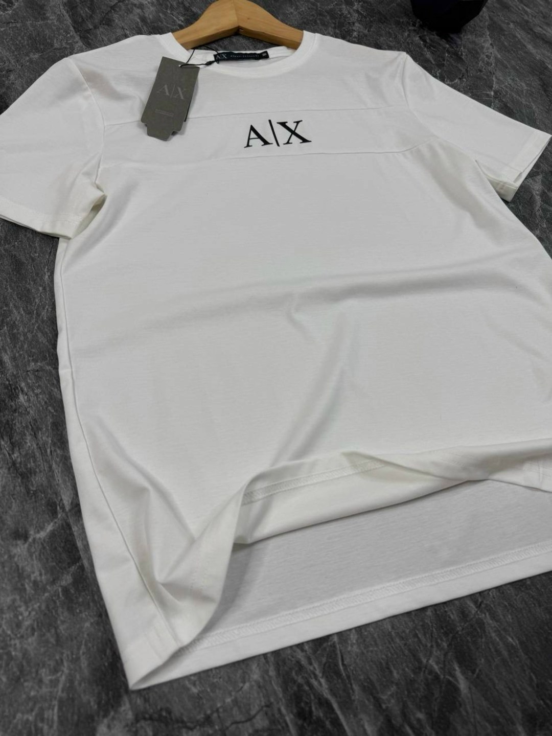 футболки мужские,футболки armani exchange,футболки для мужчин,универсальные футболки,мужская мода