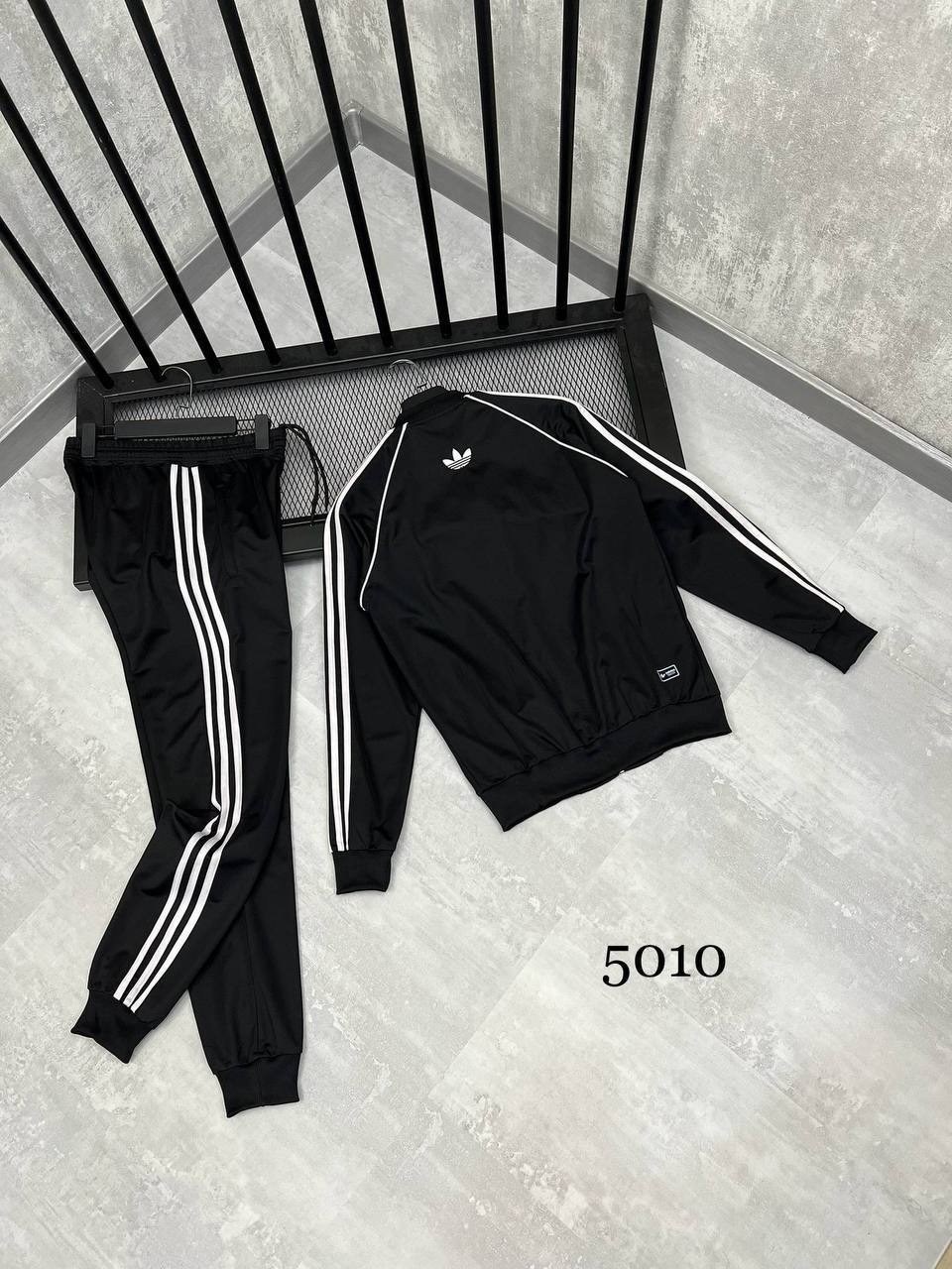спортивный костюм adidas,adidas спортивный костюм мужской черный 2026,мужской спортивный костюм adidas,костюм адидас 90е,велюровый костюм мужской спортивный адидас