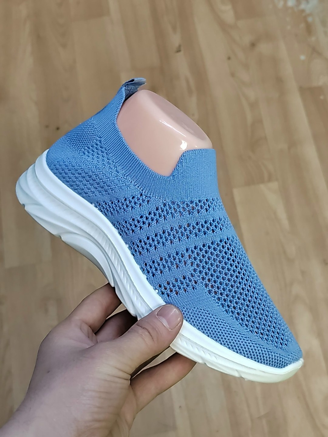 ,кроссовки женскиe,спортивная ,слипоны женские,слипоны кроссовки