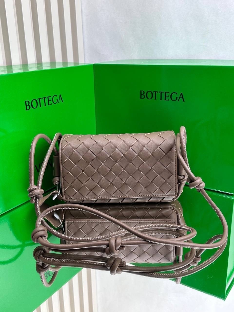 сумка bottega veneta женская,bottega veneta сумка,сумка на плечо bottega veneta,сумка bottega,bottega veneta сумка через плечо