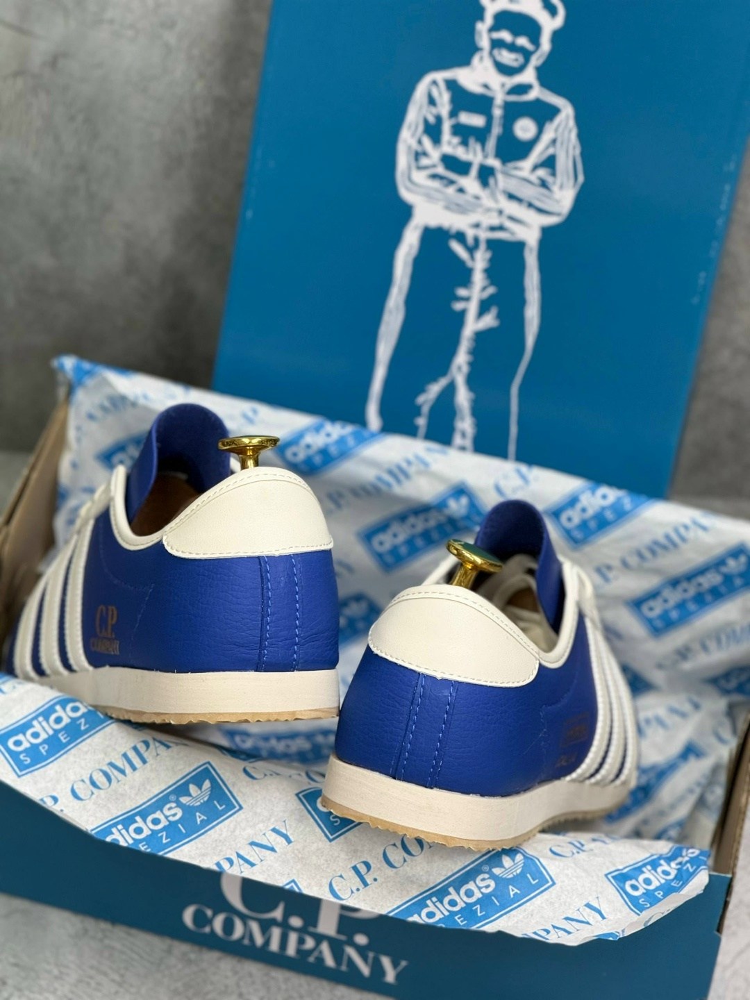 кроссовки x c.p. company italia spzl 'collegiate royal' adidas синий,кроссовки adidas,кроссовки adidas original,кроссовки адидас,кроссовки