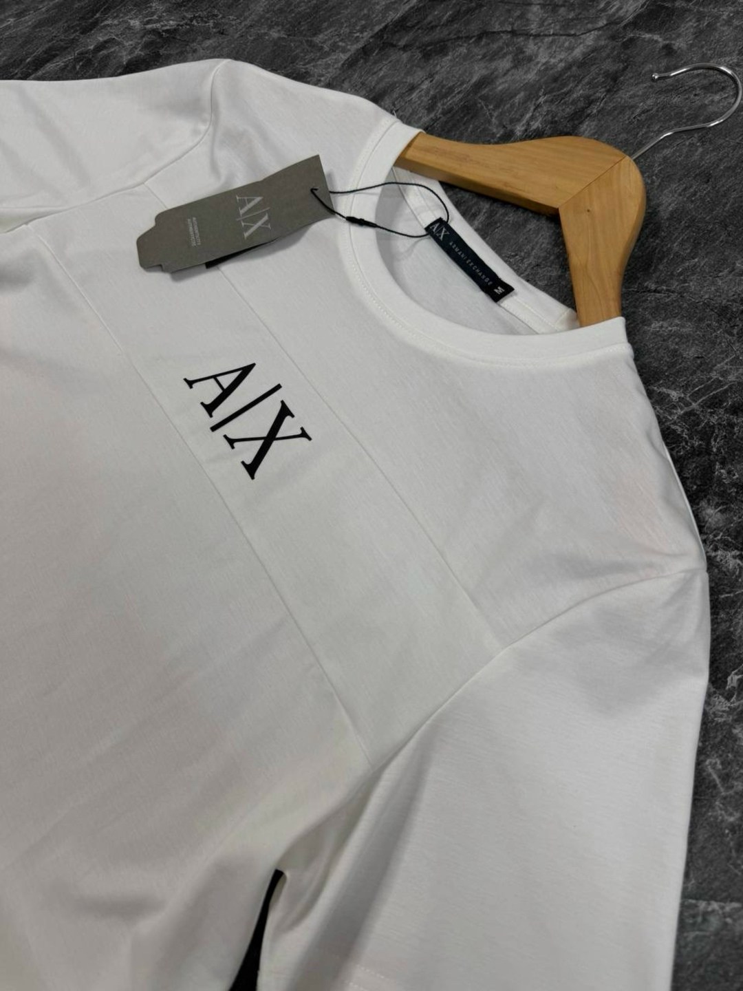 футболки мужские,футболки armani exchange,футболки для мужчин,универсальные футболки,мужская мода